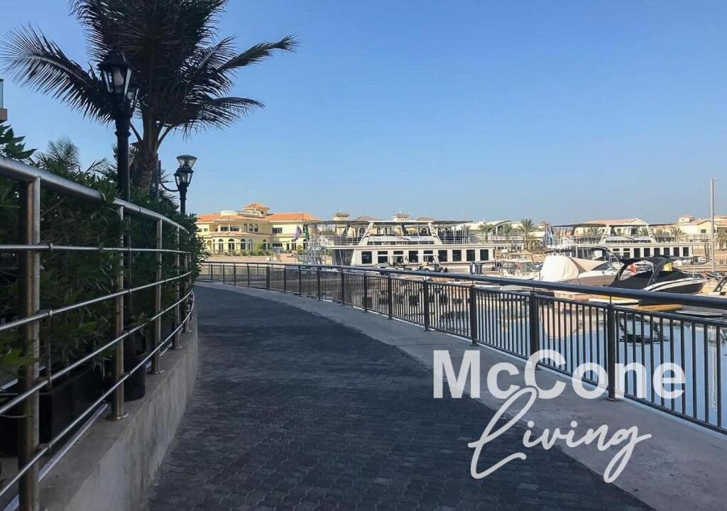 Apartment Starfish Palm Views Dubai